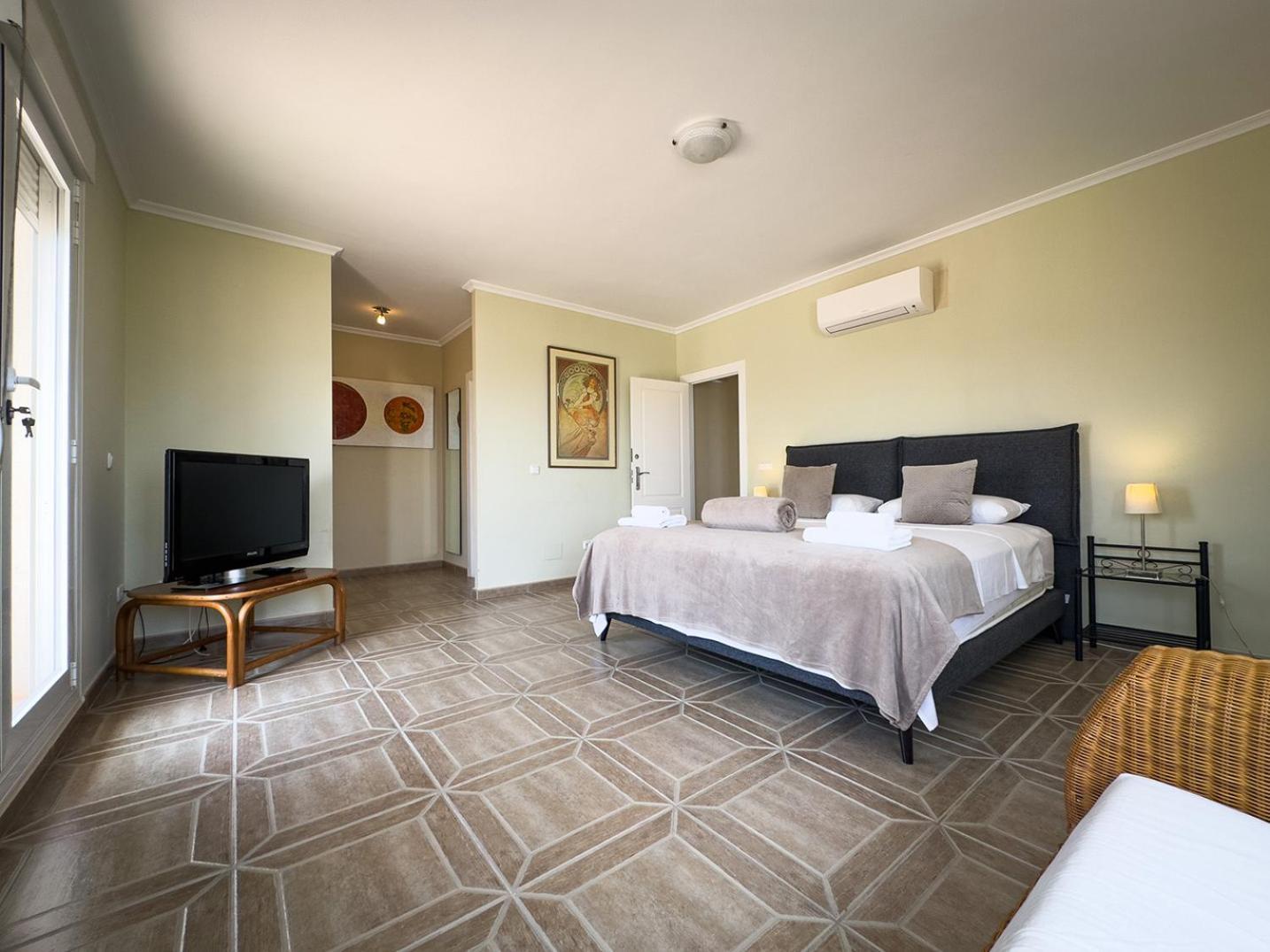 Frontline Beach Villa Playa Flamenca أوريويلا المظهر الخارجي الصورة