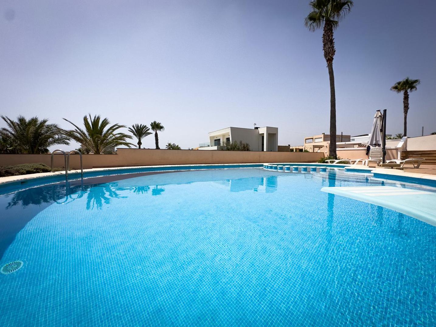 Frontline Beach Villa Playa Flamenca أوريويلا المظهر الخارجي الصورة